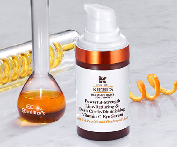 Smooth crows feet with vitamin c serum