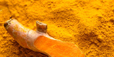 benefits of turmeric for skin